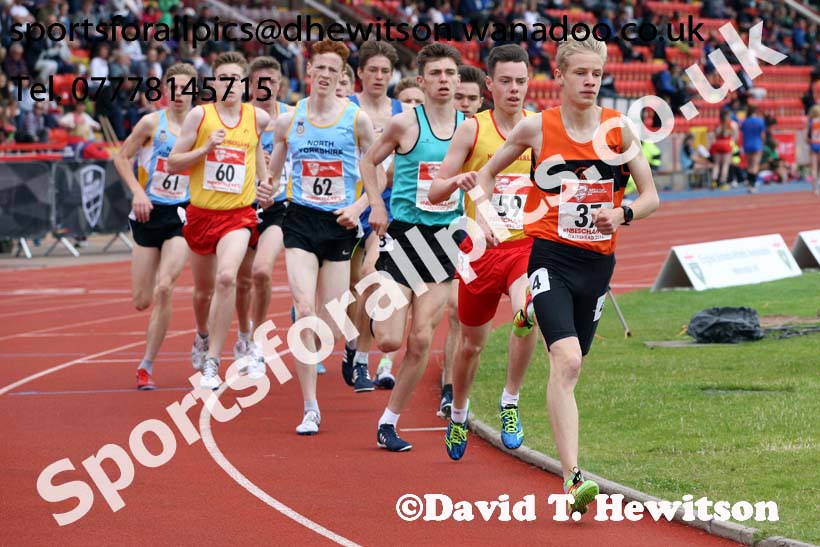 Inter boys 1500 metres, English Schools Track and Field. Photo: David T. Hewitson/Sports for All Pics